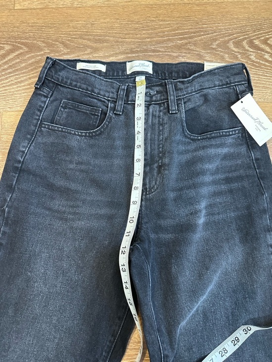Universal Thread Black High-Rise Flare Jeans - Picture 4 of 9
